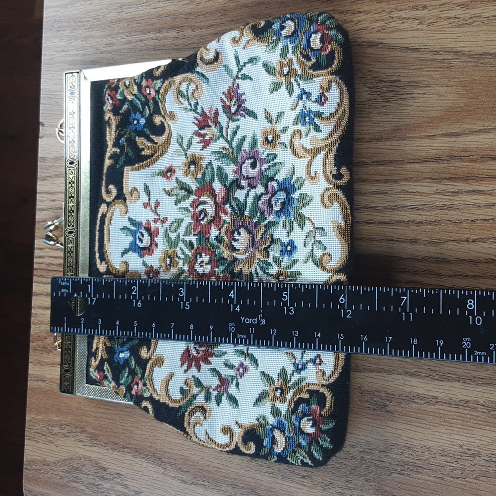 COPY - Tapestry purse - Picture 10 of 12